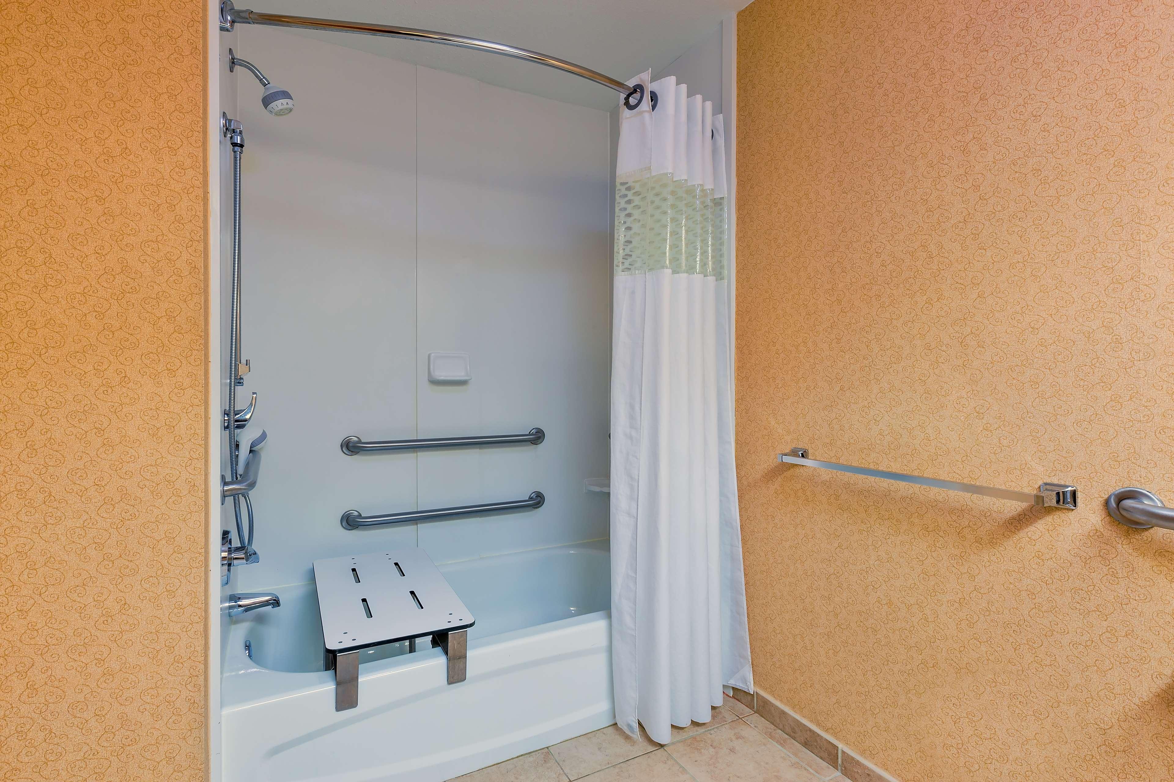 Hampton Inn Маріон Екстер'єр фото